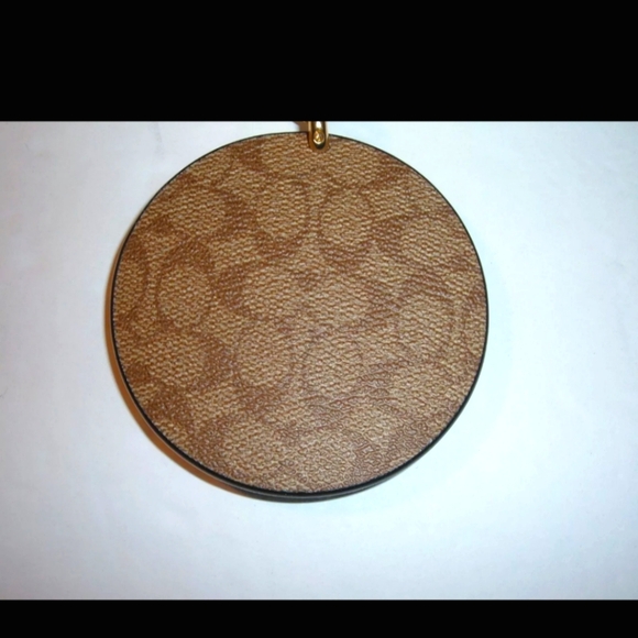 Disney x Coach Villains Bad Girls Club Keychain Bag Charm Hang Tag NEW NWT - Picture 6 of 7